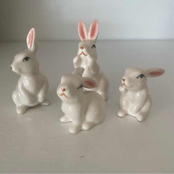 Vintage Miniature Ceramic Bunny Rabbit Figurines - Picture 1 of 6